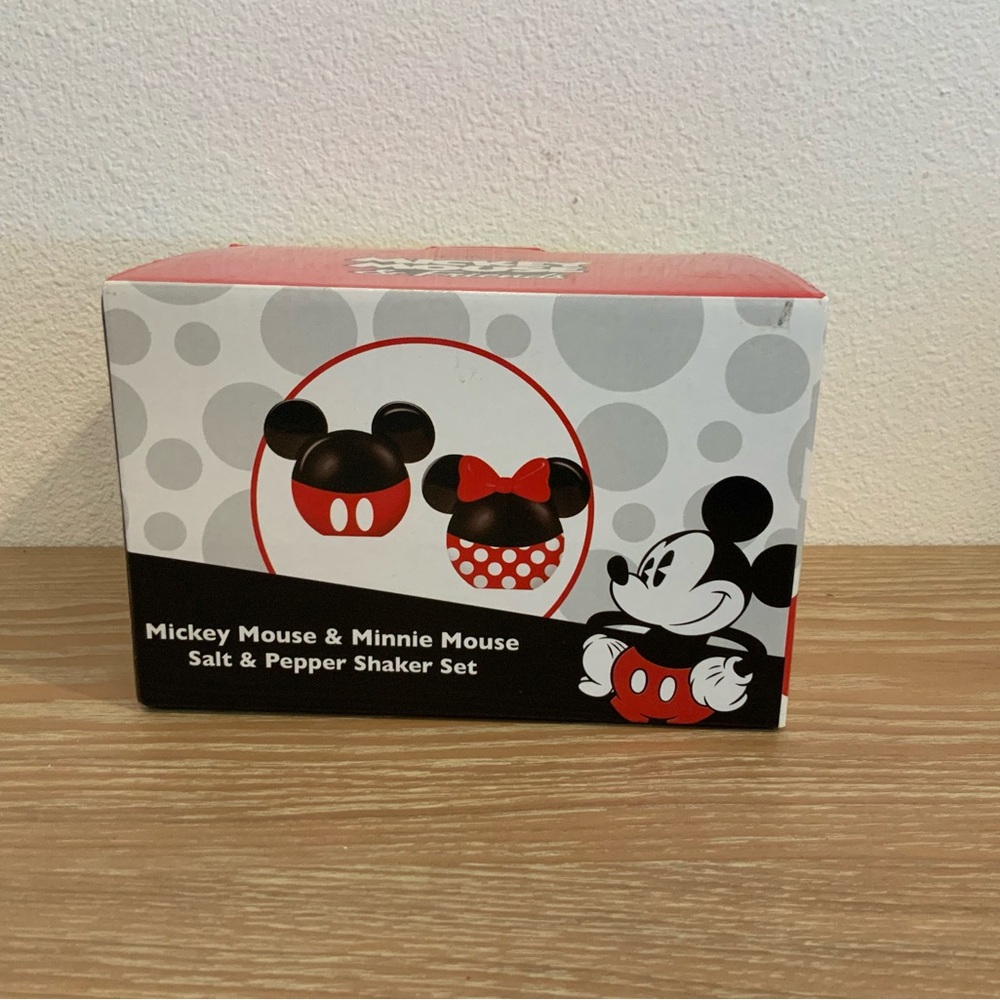 Disney Mickey & Minnie Mouse Salt & Pepper Shaker Set - Black and Red
